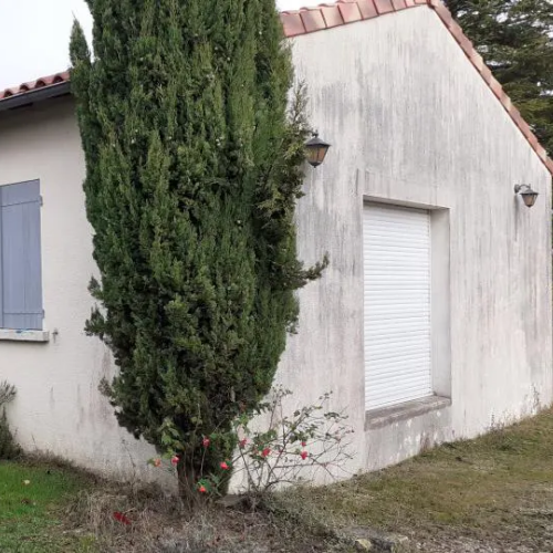 Façade sale à nettoyer