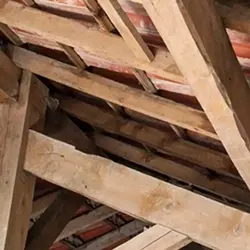 Le secret de la rénovation du bois : l'aérogommage