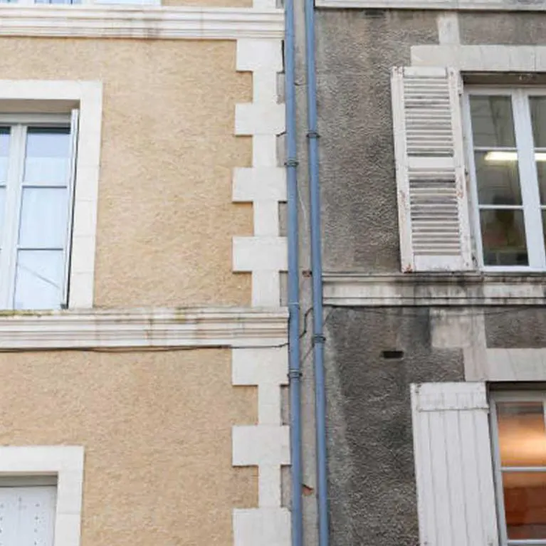 Chantier de ponçage de Façade sur Mareuil-sur-Lay-Dissais